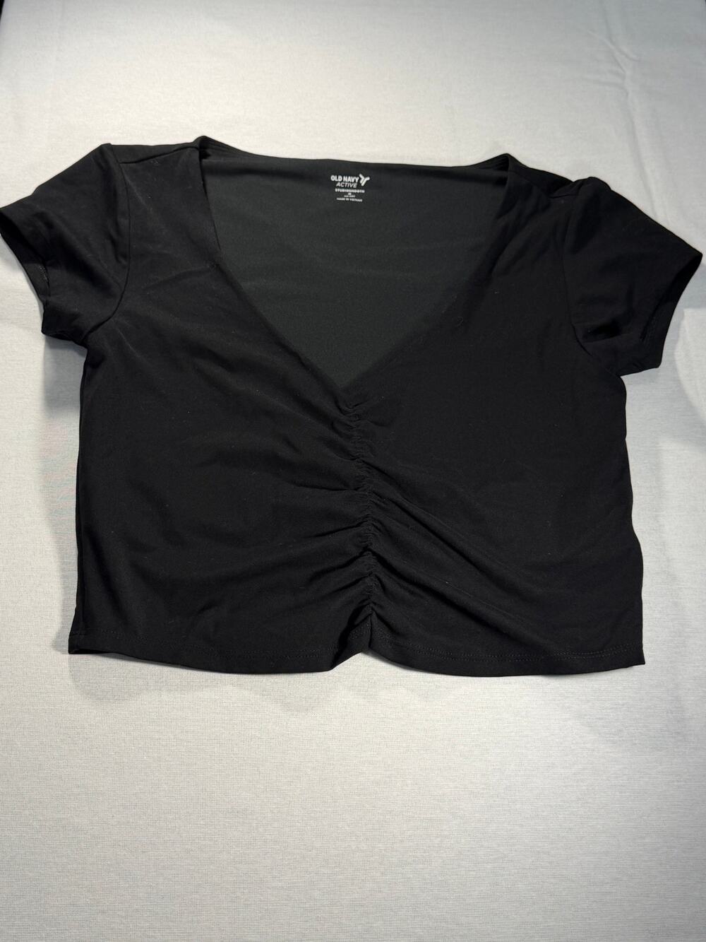 Old Navy Active StudioSmooth Black Ruched Crop Top Size M